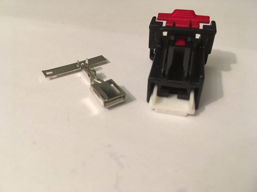 13582049-CONNECTOR-HOUSING-TERMINALS-SEALS-ONE-POLE