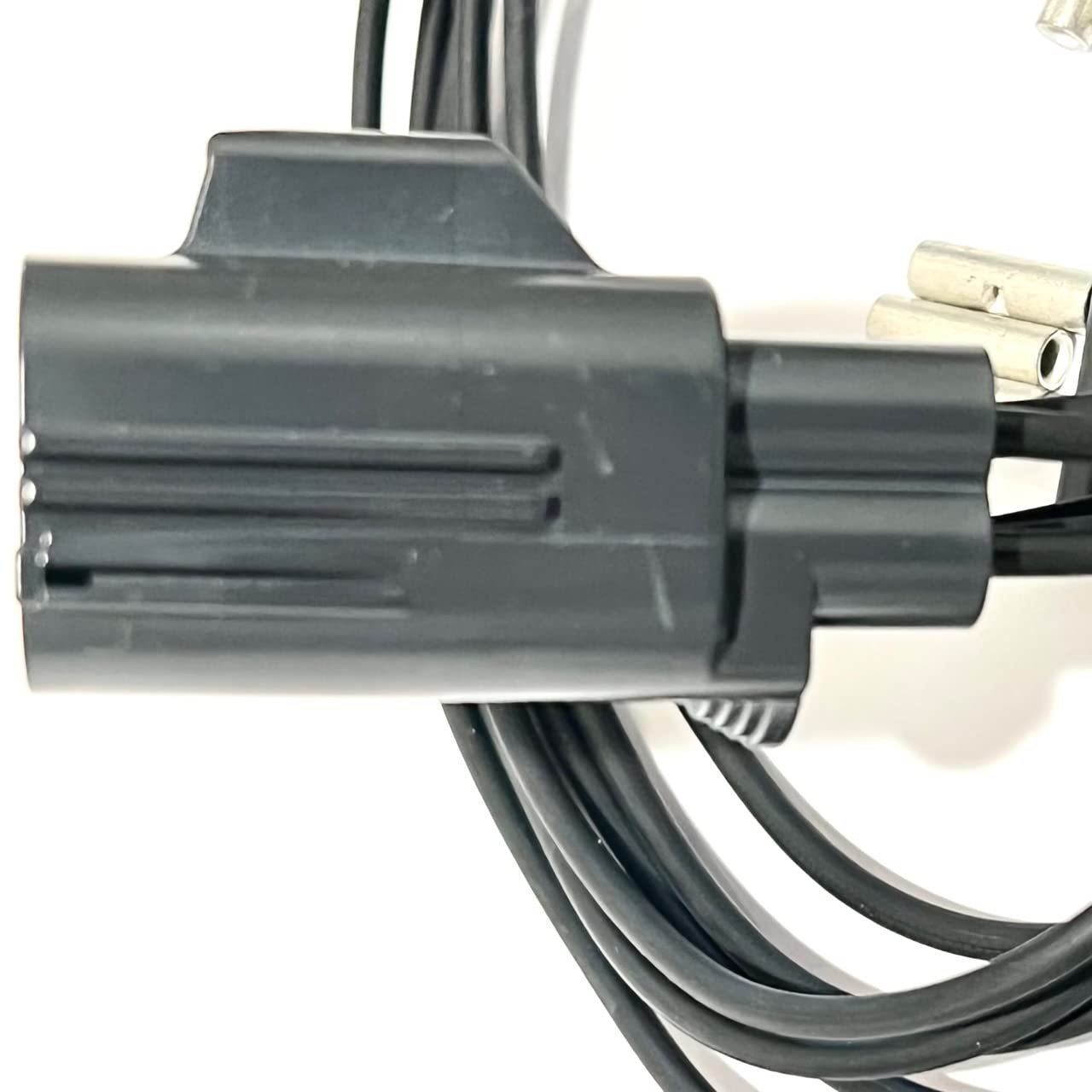 wpt163-pigtail-connector