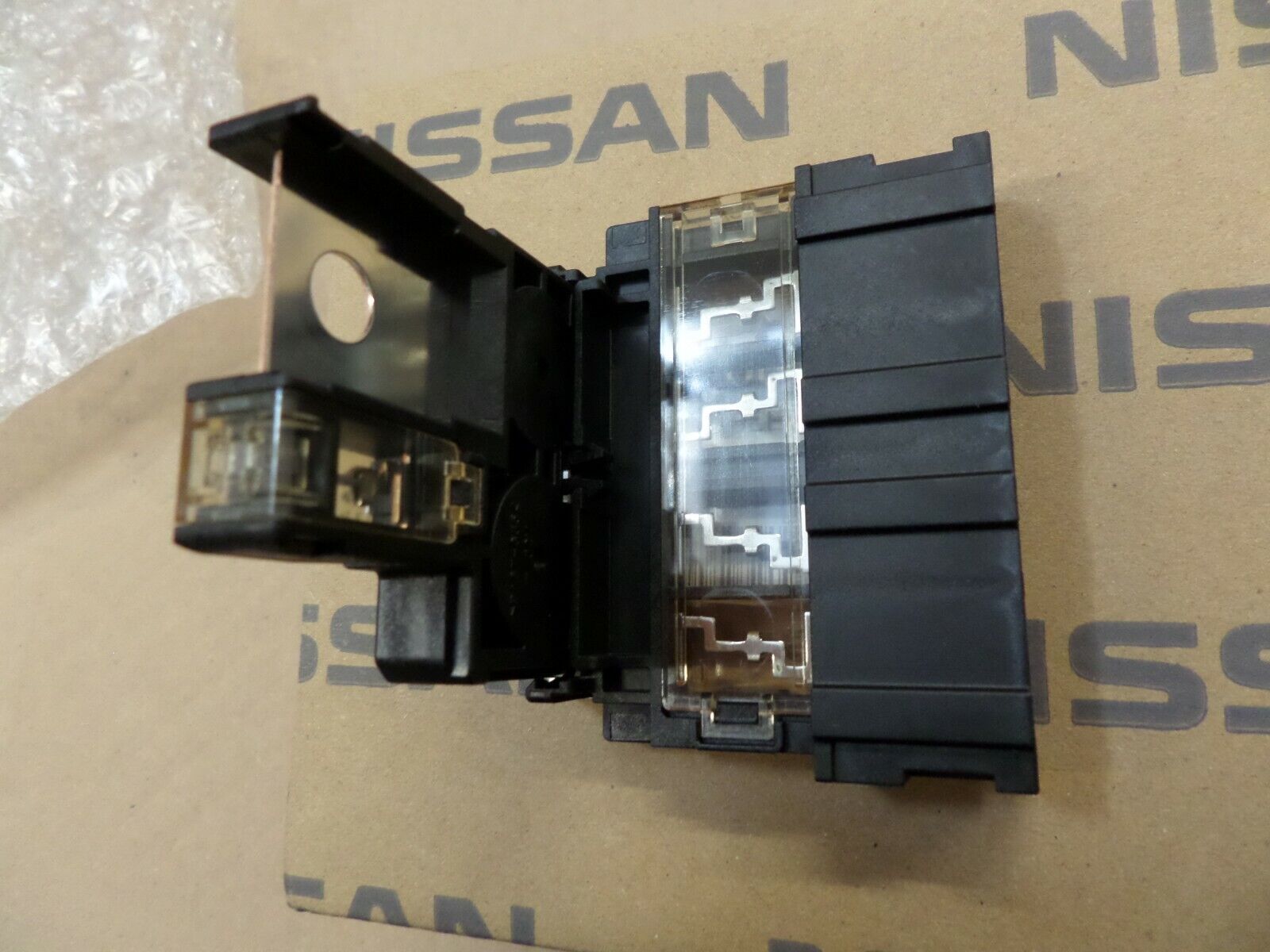 2438079908-fuse-nissan-infiniti