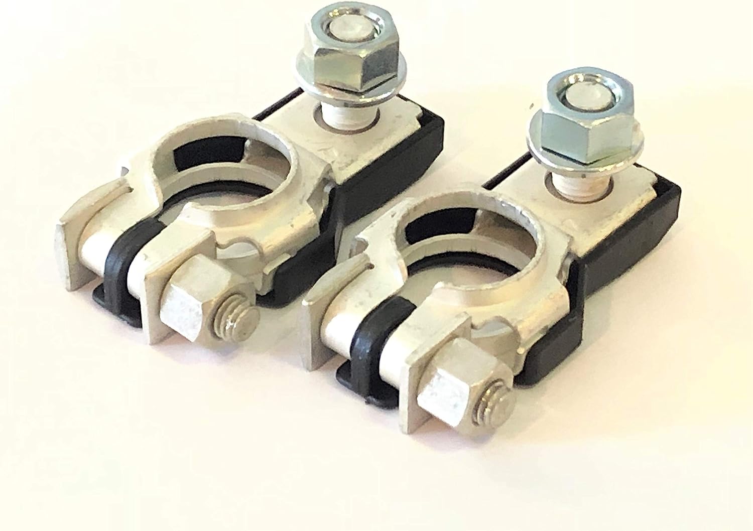 9098205037-positive-battery-terminal-connector