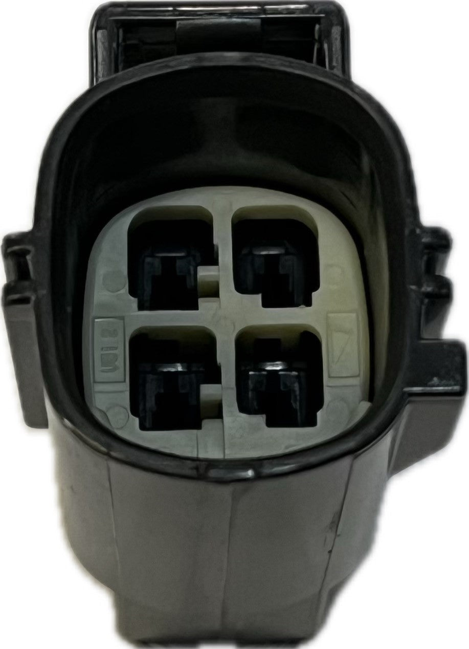 Yazaki 7282-5543-10 4 Position Sealed Male Connector