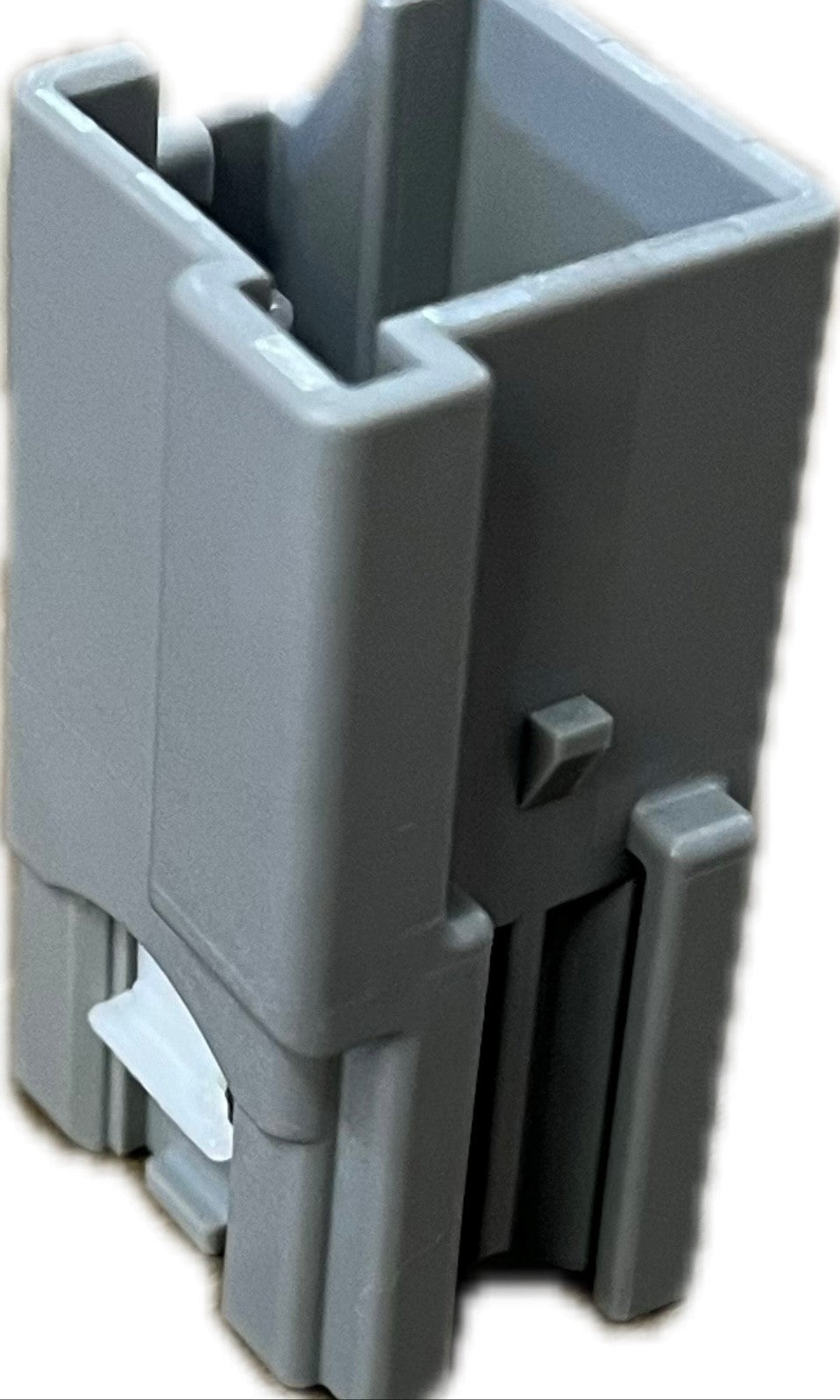 Yazaki 7282-6454-40 6 Position Male Connector