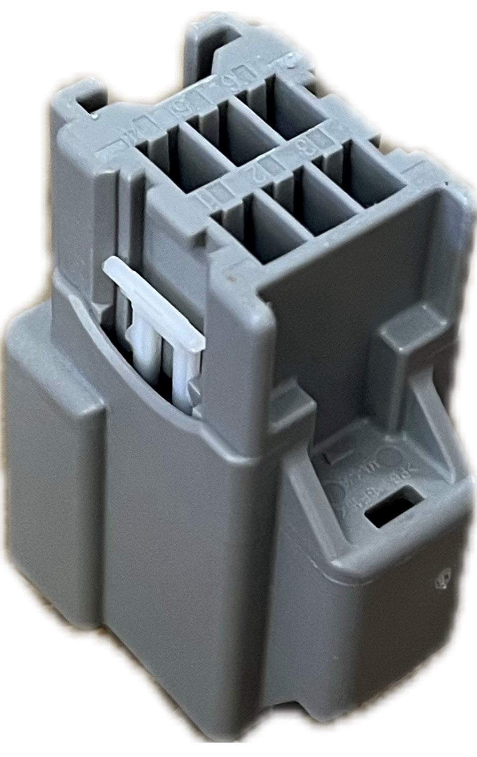 Yazaki 7282-6454-40 6 Position Male Connector