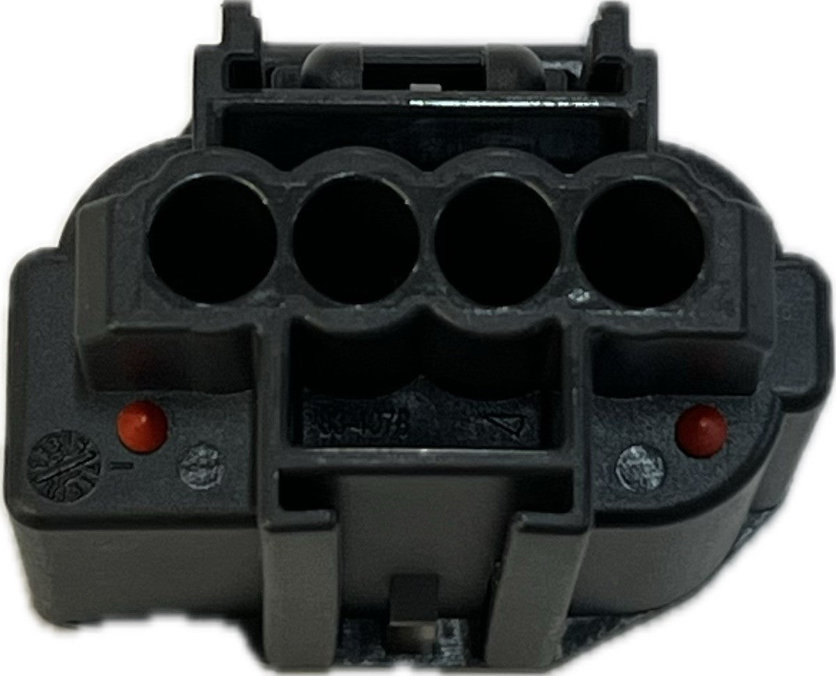 Yazaki 7283-4078-10 4 Position Sealed Female Connector