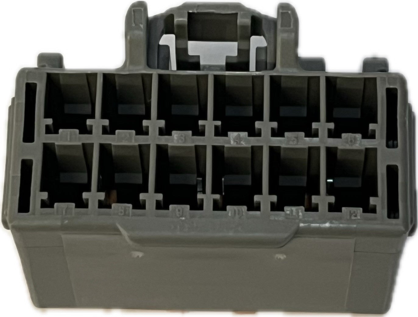 7283646740-connector