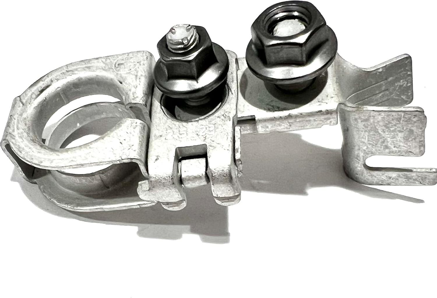 EDS 926-610 926-610 compatible replacement Positive Battery Terminal for Chrysler Mopar Jeep Wranger Laredo GM Hyundai Kia etc vehicles. This is a CRIMP terminal connection with auxilliary post