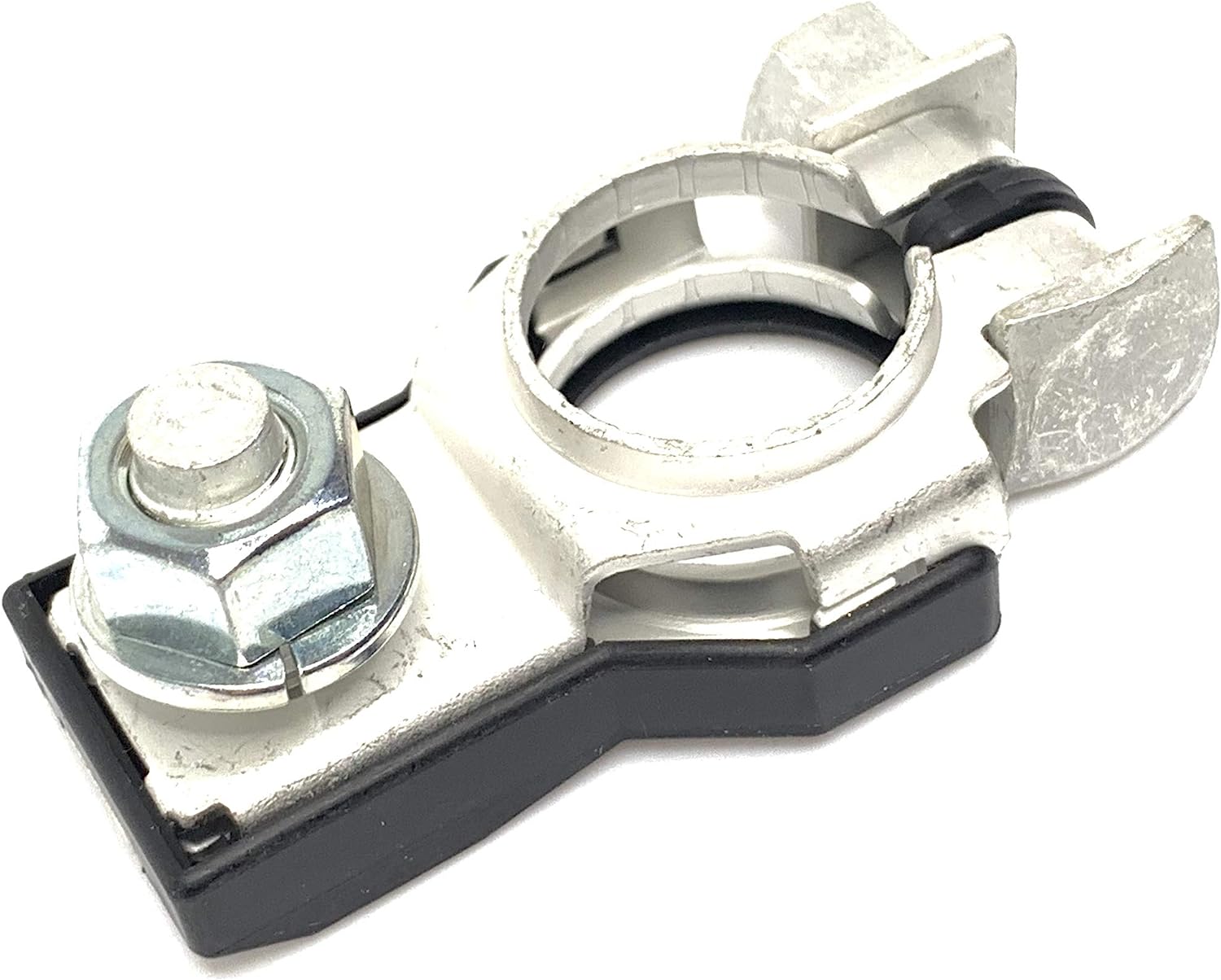 nissan-positive-battery-terminal-connector