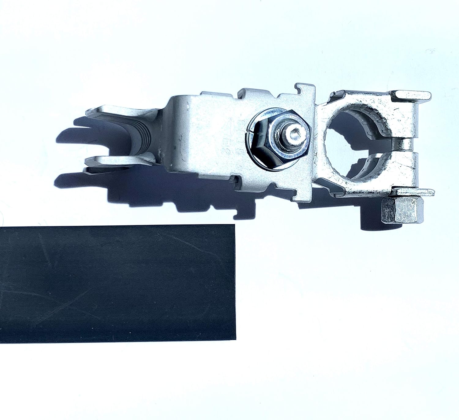 positive-battery-terminal-connector-