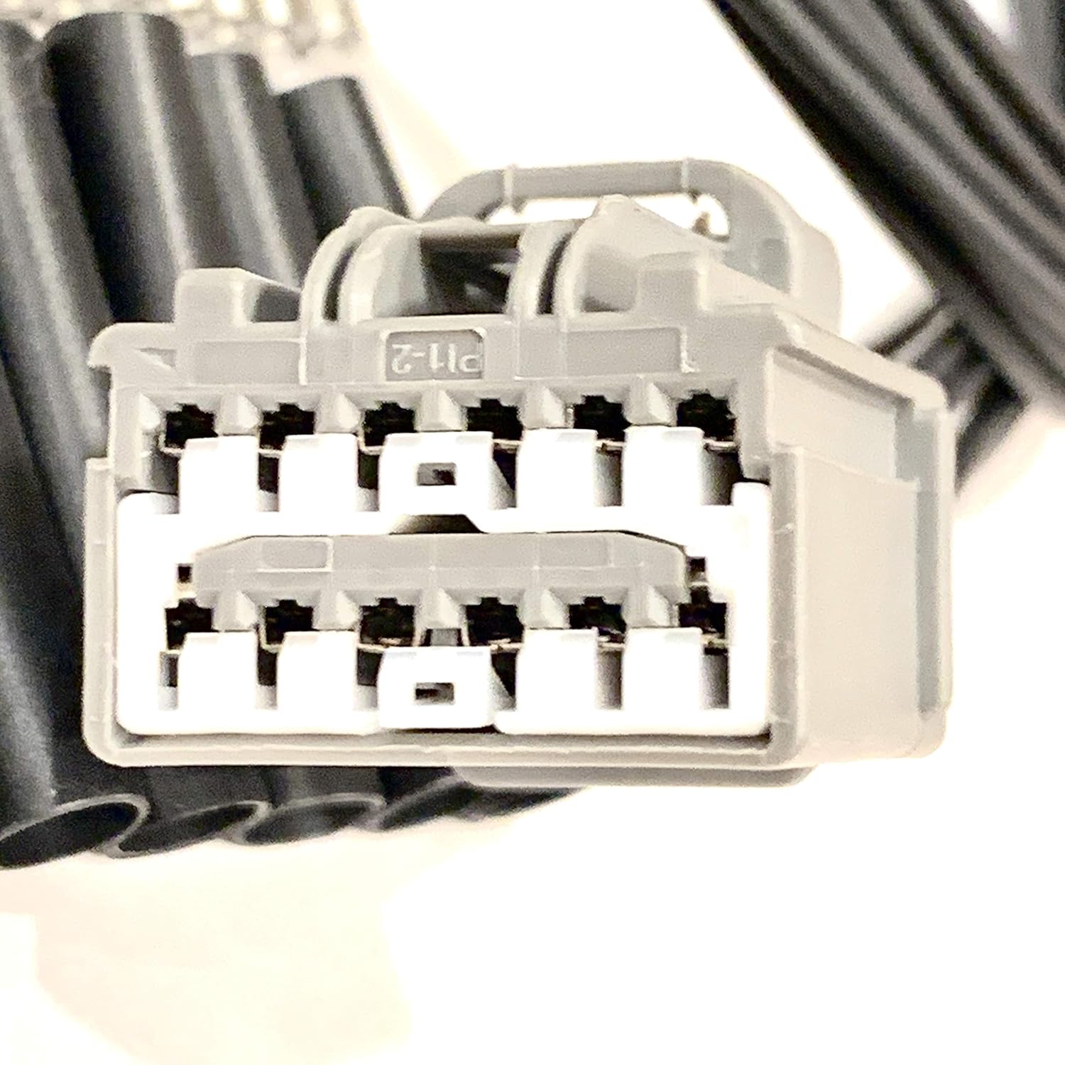 wpt-1047-9u2z-14s411-za-pigtail-harness