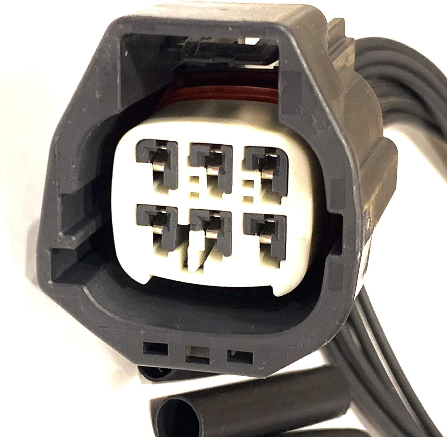 pt1823-pigtail-connector