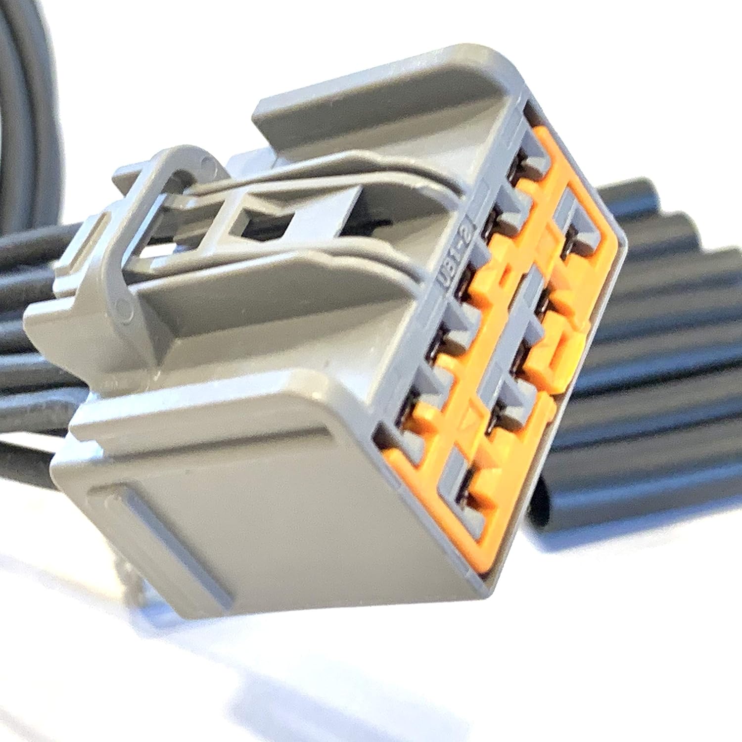 wpt-516-3u2z14s411tja-pigtail-harness