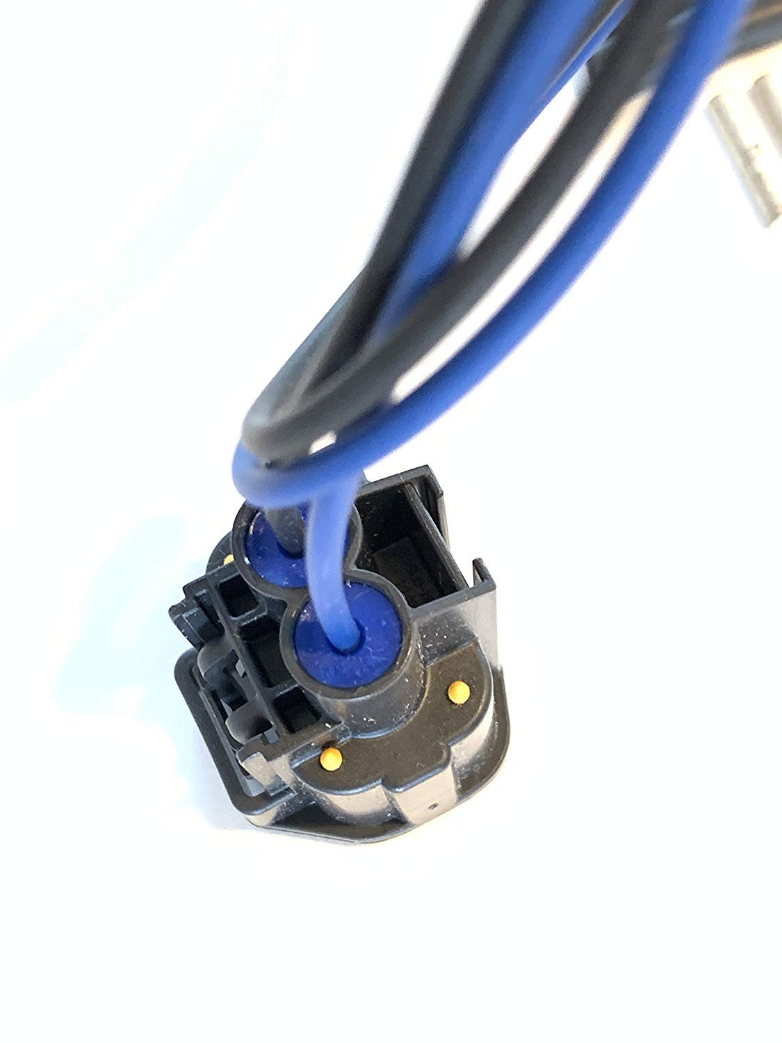 pt1522-pigtail-connector