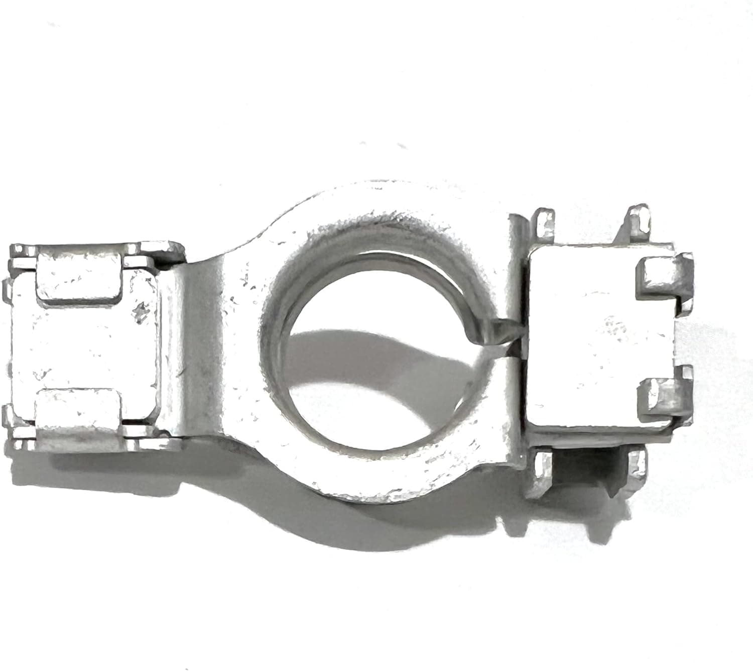 EDS Positive Terminals Hyundai | Kia 37260-2E100 372602E100 POSITIVE Battery Terminal with Nut for various Hyundai and Kia Vehicles Hyundai | Kia 372602E100 Positive Battery Terminal connector