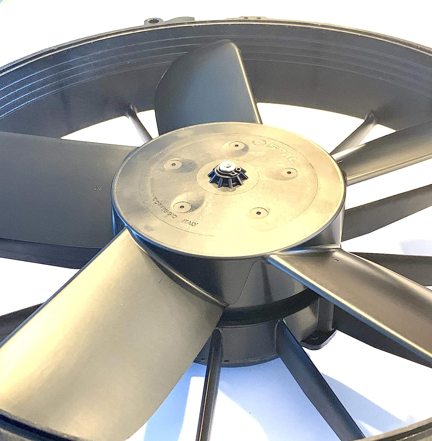 SPAL 12" SPAL Fan - 30102038 12" 12 Volt Puller Fan High Performance Straight Blade 1640 cfm with Plastic Shroud SPAL Fan - 30102038 12" 12 Volt Puller Fan