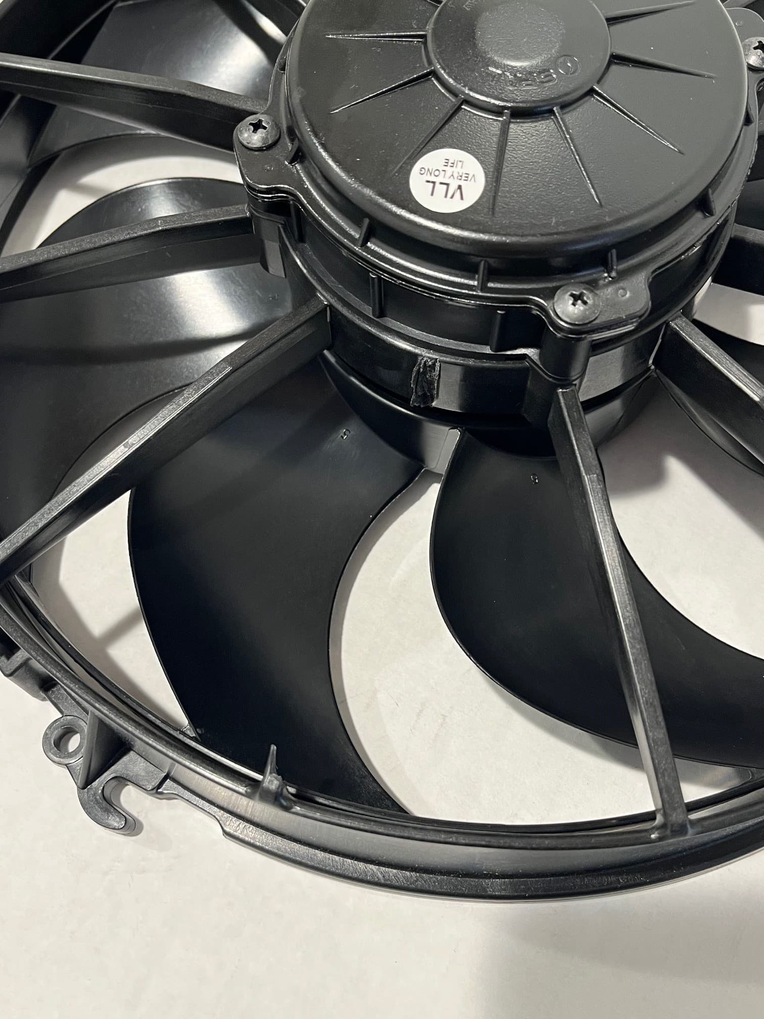 SPAL 12" SPAL Fan - 30103202 **USED** 12" 12 Volt Puller Fan Sealed High Output Curved Blade 1870 cfm VA01-AP90/VLL-66A *USED* SPAL 30103202 12" 12 Volt Puller Fan1870 cfm 