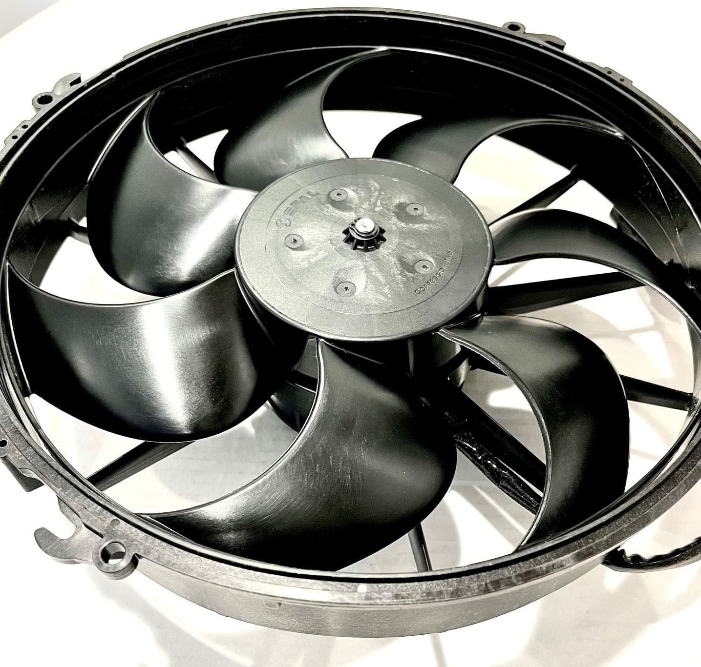 SPAL 12" SPAL Fan - 30103202 **USED** 12 Inch 12 Volt Puller Fan Sealed High Output Curved Blade 1870 cfm VA01-AP90/VLL-66A *USED* SPAL 30103202 12 Inch 12 Volt Puller Fan1870 cfm 