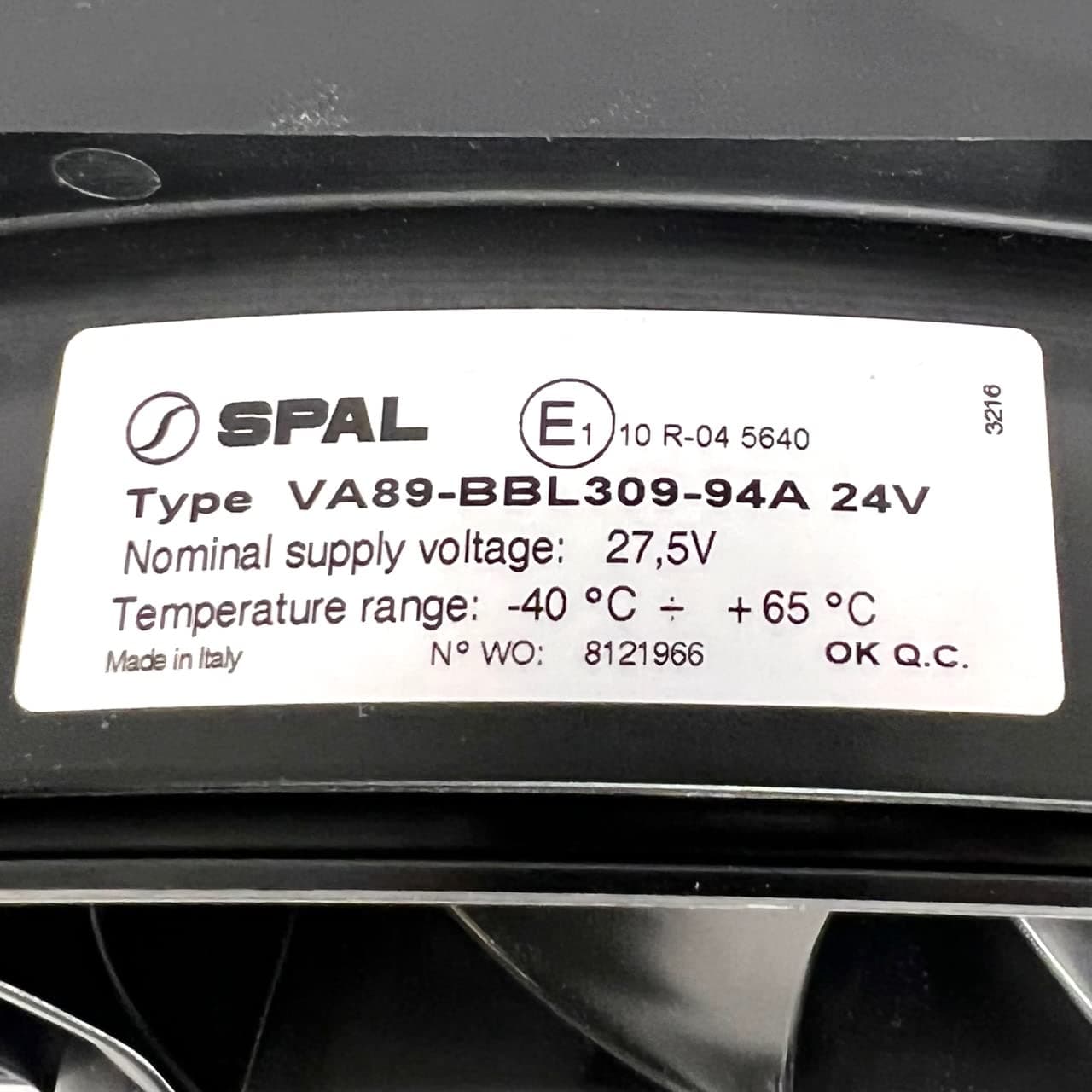 SPAL 12" SPAL Fan - 30107015 12" SBL 24 Volt (305mm) Brushless High Performance Fan VA89-BBL309-94A 24V Fan Speed 1802 CFM / 4110 RPM PWM Aptiv/Female Connector Kit SPAL Fan - 30107015 12" SBL 24 Volt (