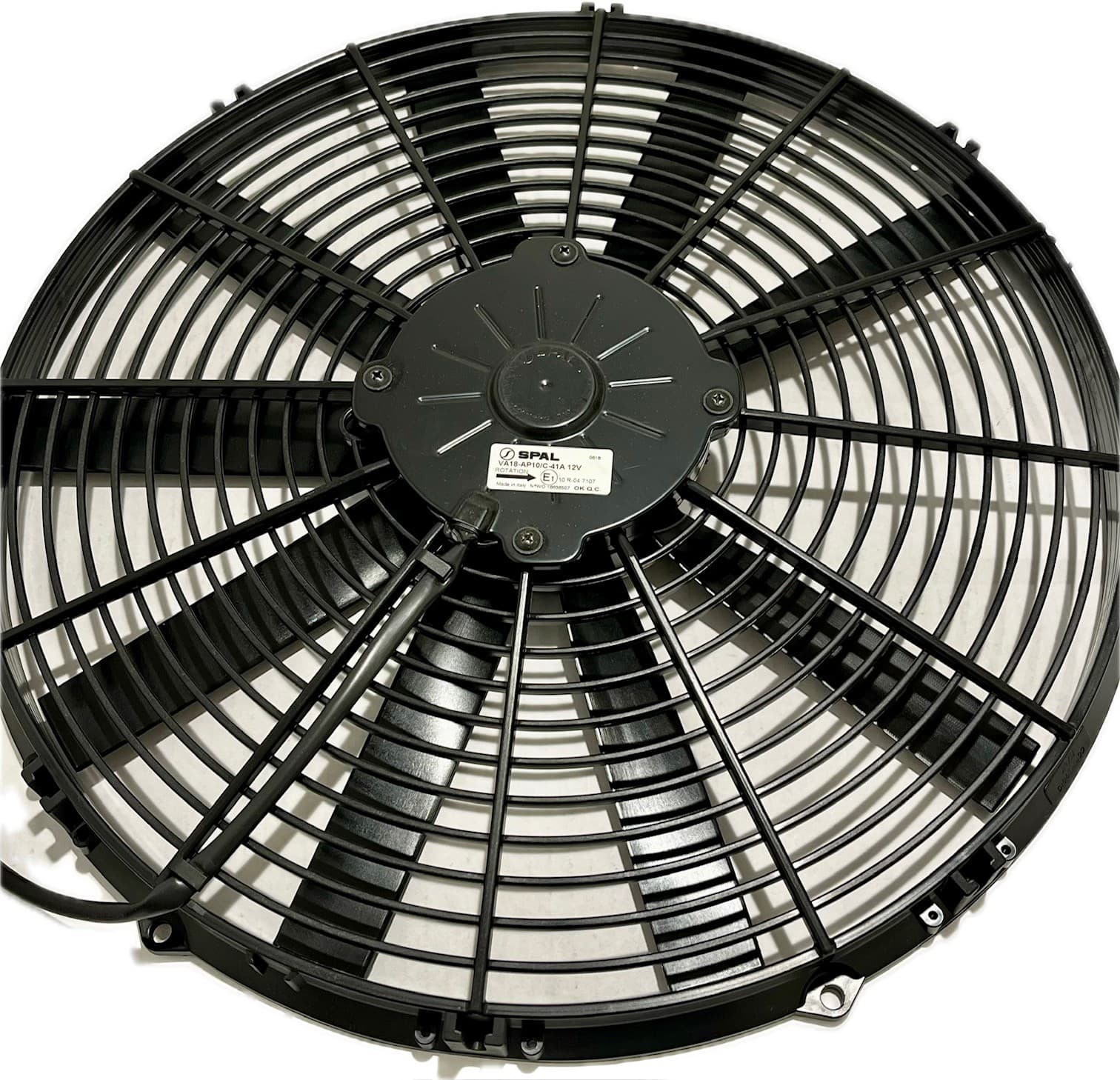 SPAL 16" SPAL Fan - 30100400 **USED** 16" 12 Volt Puller Fan Low Profile Straight Blade 1074 cfm VA18-AP10/C-41A SPAL Fan - 30100400 **USED** 16" 12 Volt Puller Fan