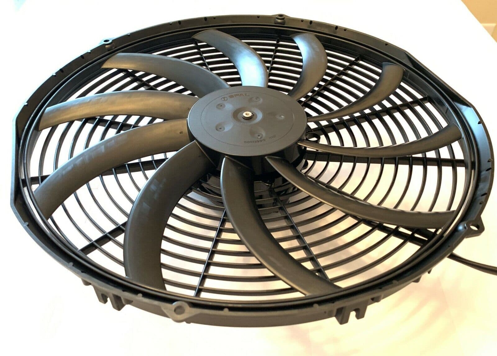 SPAL 16" SPAL Fan - 30102049 16" 12 Volt Puller High Performance Fan Curved Blade SPAL Fan - 30102049 16" 12 Volt Puller Fan