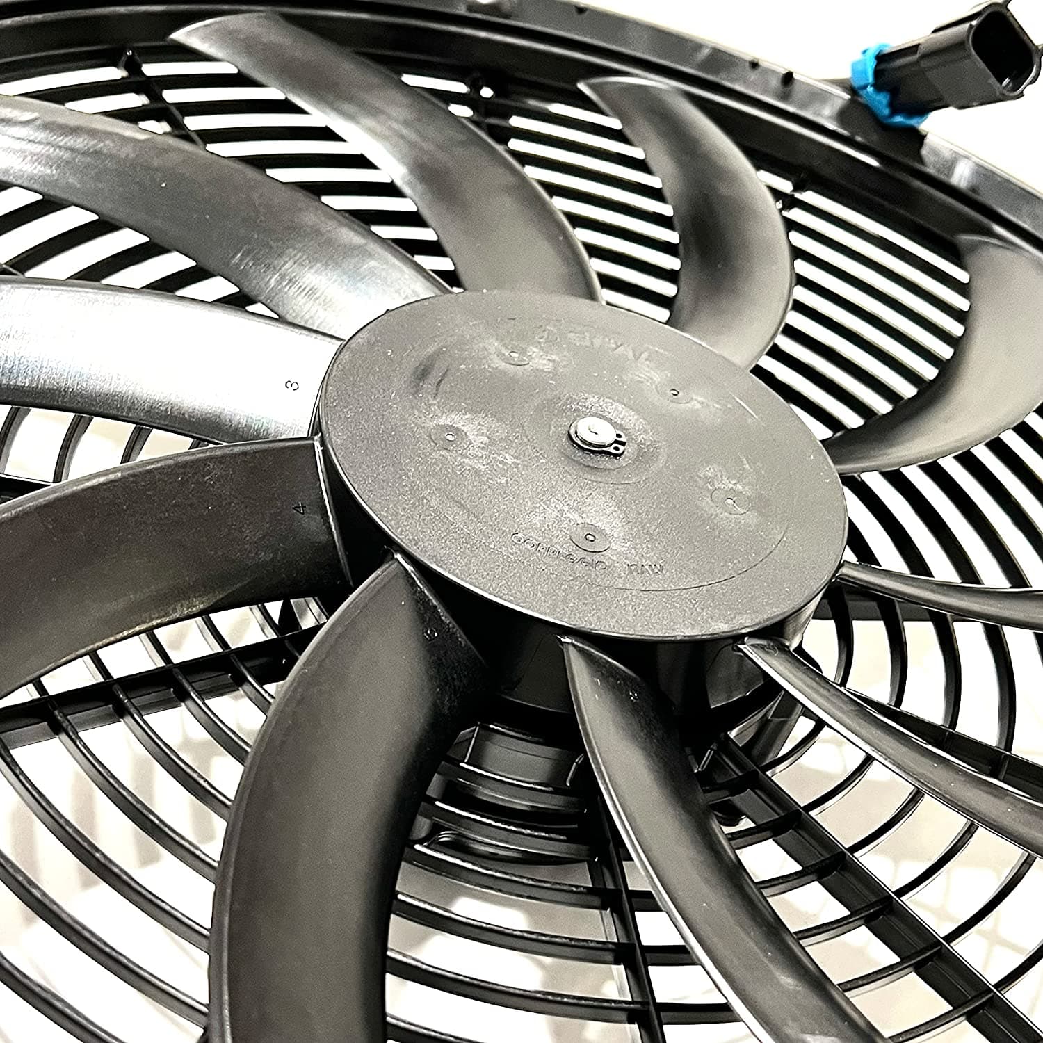 SPAL 16" SPAL Fan - 30102050 16" 12 Volt Puller Fan Puller Curved Blades 2024 CFM Sealed Cooling for Thermo King Tripac APU Evolution Carrier Condenser 78-2050 30102049 with Mating Connector Kit SPAL Fan - 30102050 16" 12 Volt Puller Fan 2024 CFM