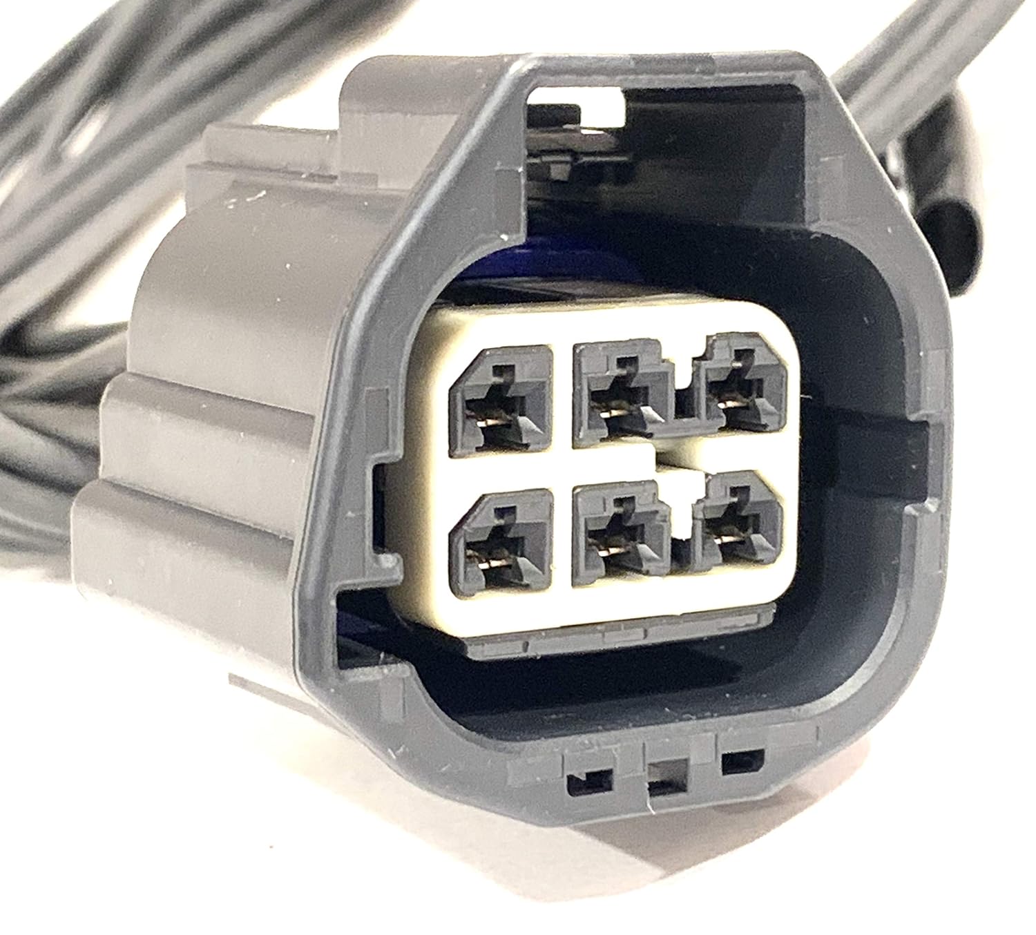 wpt1114-pigtail-connector