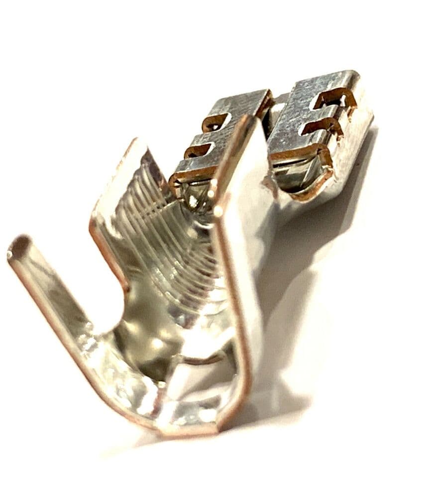 Yazaki Wire Harness and Connectors Yazaki 7116-5625-02 7116562502 Sealed Female Terminal 6 AWG Yazaki 7116-5625-02 Sealed Female Terminal 6 AWG 