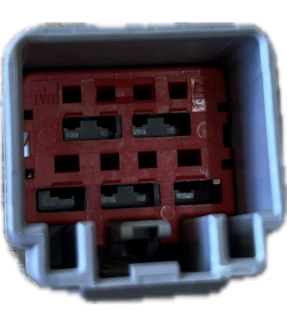 Yazaki 7282-6448-40 8 Position Male Hybrid Connector