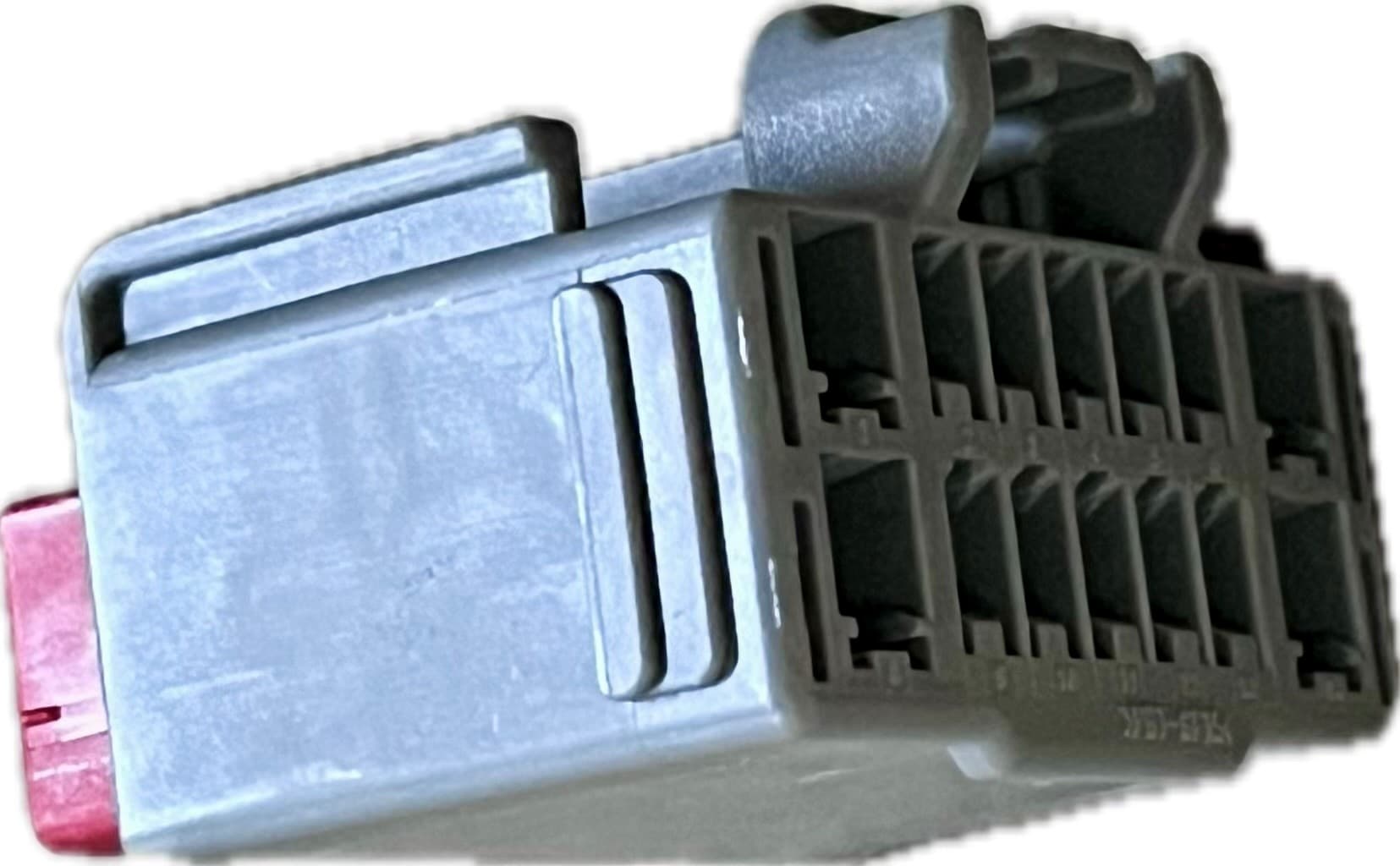 Yazaki 7283-6447-40 14 Position Hybrid Female Connector