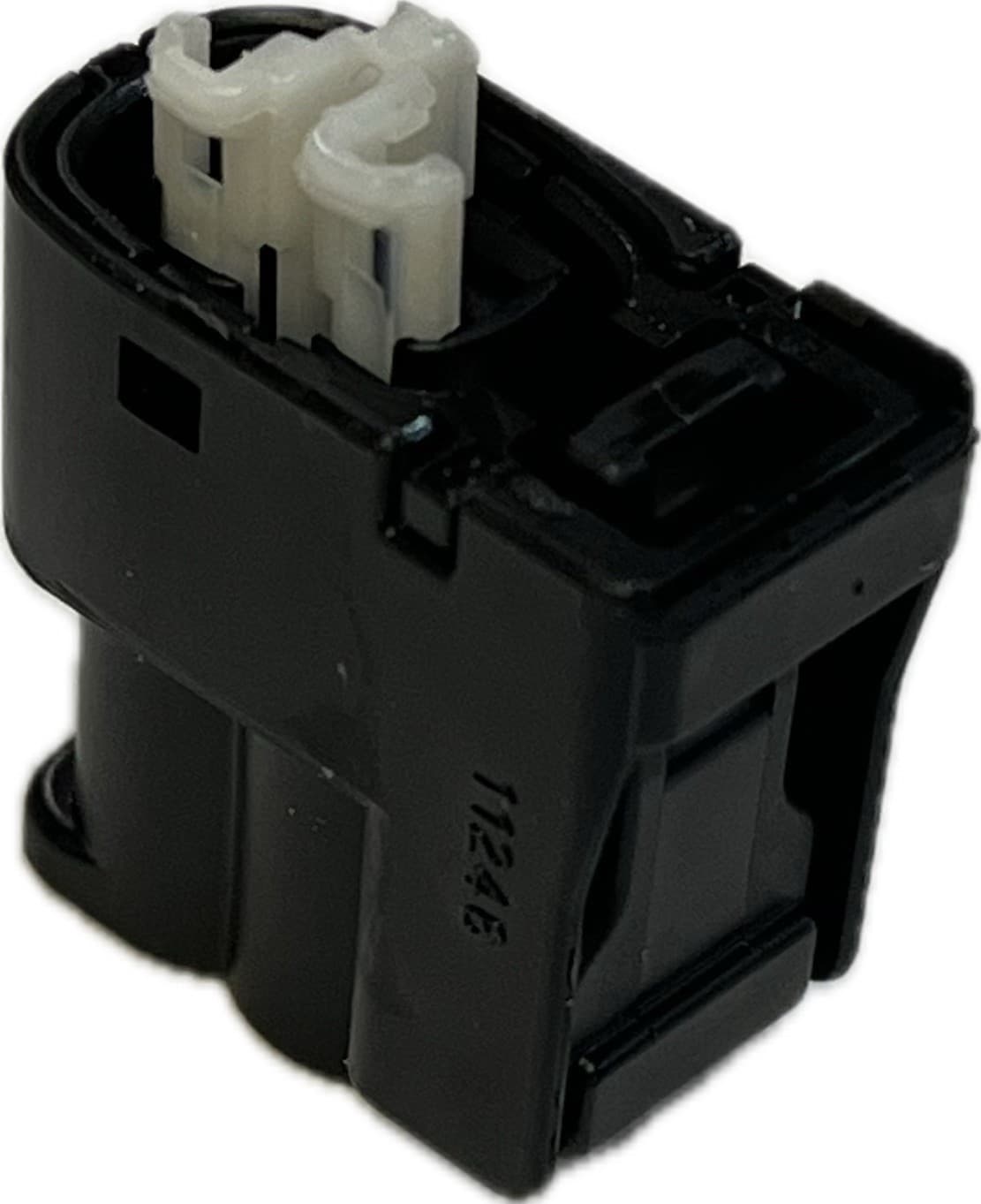 Yazaki Wire Harness and Connectors Yazaki 7283-8226-30 7283822630 2 Position Sealed Female Connector Housing Unit Yazaki 7283-8226-30 2 Position Sealed Female Connector 